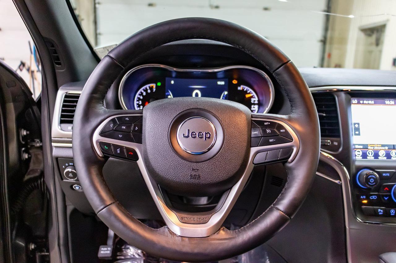 2018 Jeep Grand Cherokee 4x4 Limited Leather Roof Nav Red Deer AB