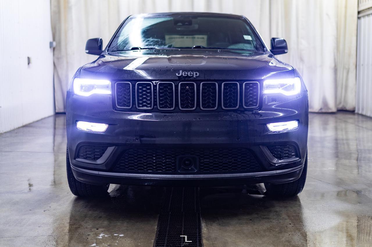 2018 Jeep Grand Cherokee 4x4 Overland High Altitude Leather Roof Nav Red Deer AB