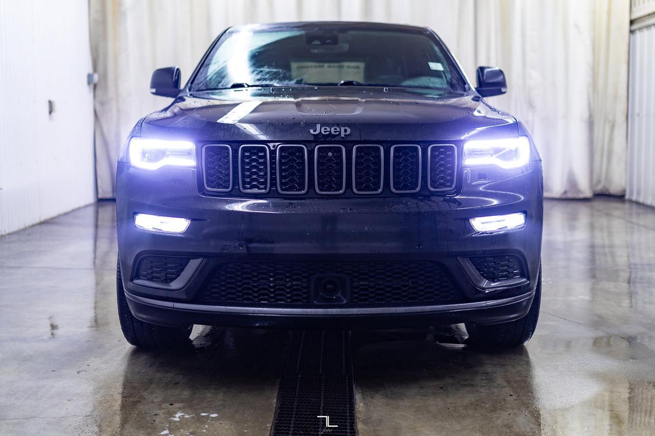 2018 Jeep Grand Cherokee 4x4 Overland High Altitude Leather Roof Nav Red Deer AB