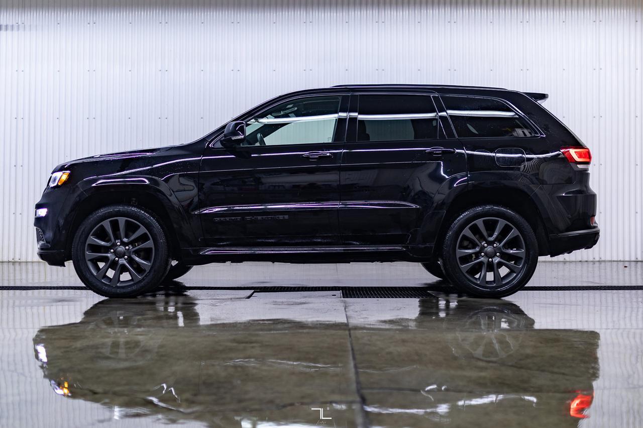 2018 Jeep Grand Cherokee 4x4 Overland High Altitude Leather Roof Nav Red Deer AB