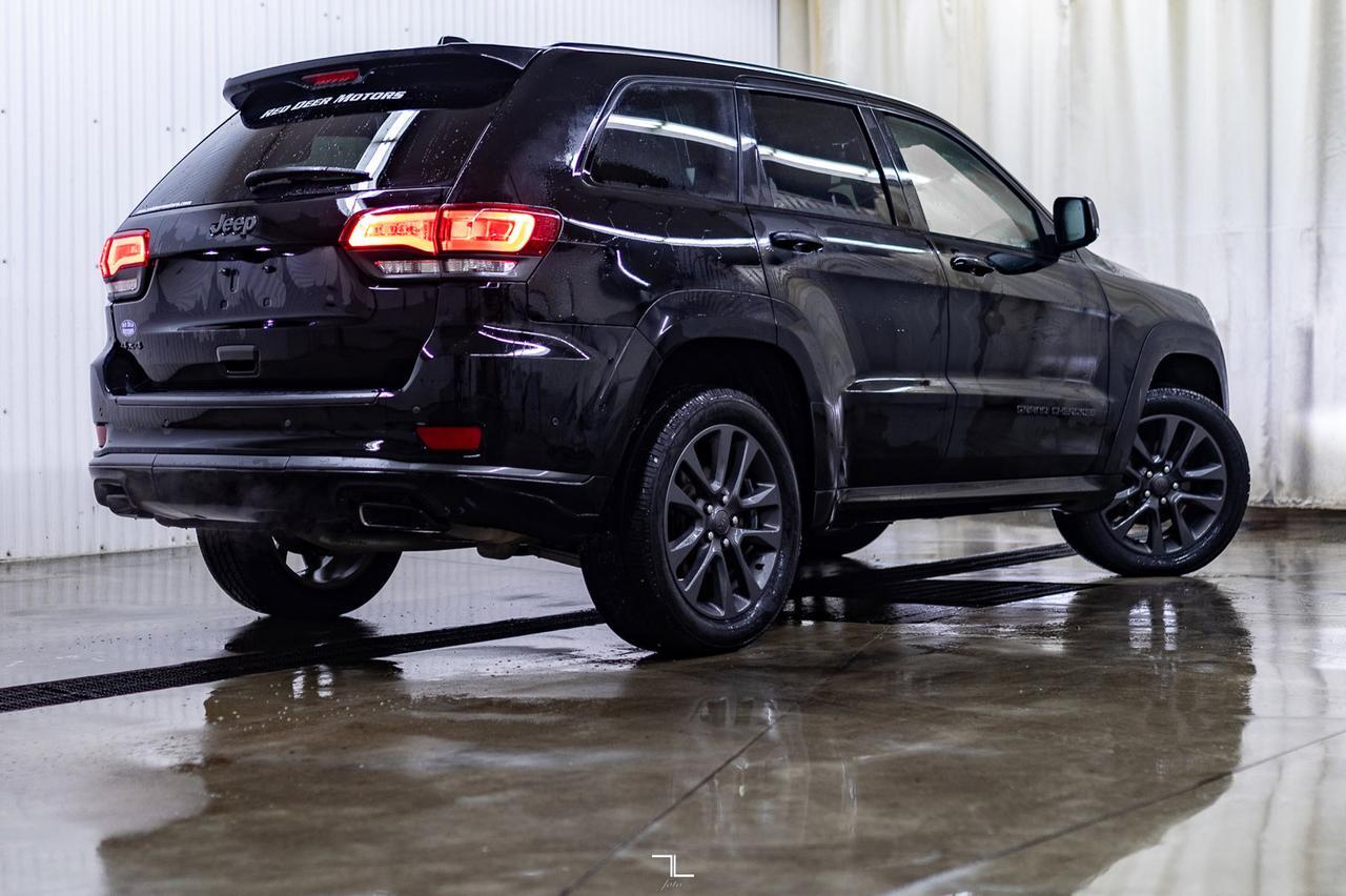 2018 Jeep Grand Cherokee 4x4 Overland High Altitude Leather Roof Nav Red Deer AB