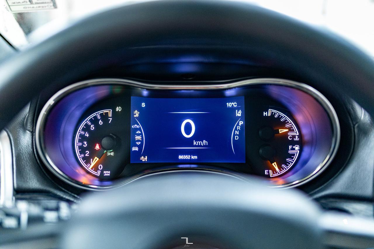 2018 Jeep Grand Cherokee 4x4 Overland High Altitude Leather Roof Nav Red Deer AB