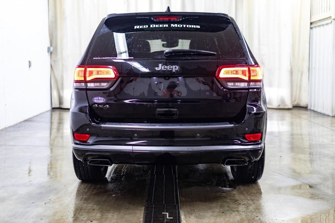 2018 Jeep Grand Cherokee 4x4 Overland High Altitude Leather Roof Nav Red Deer AB