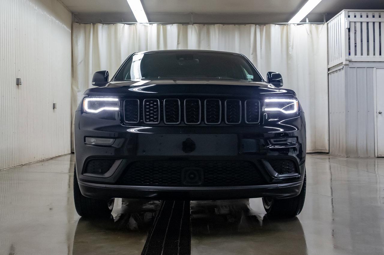 2018 Jeep Grand Cherokee 4x4 Overland High Altitude Leather Roof Nav Red Deer AB