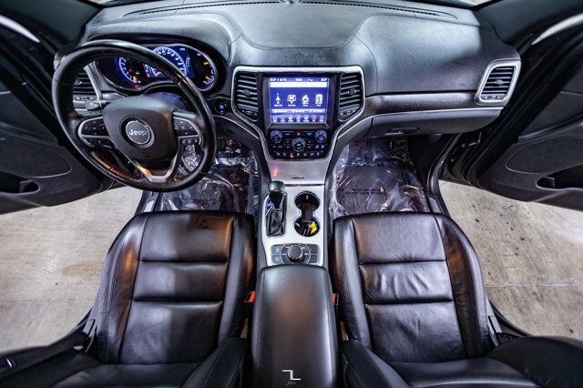 2018 Jeep Grand Cherokee 4x4 Sterling Edition Leather Roof Nav BCam Red Deer AB