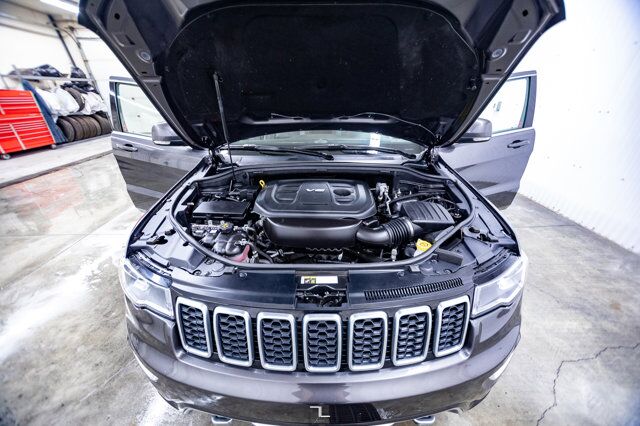 2018 Jeep Grand Cherokee 4x4 Sterling Edition Leather Roof Nav BCam Red Deer AB