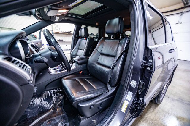 2018 Jeep Grand Cherokee 4x4 Sterling Edition Leather Roof Nav BCam Red Deer AB