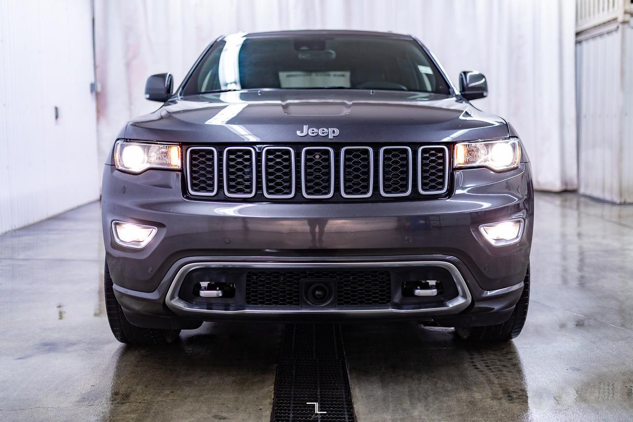2018 Jeep Grand Cherokee 4x4 Sterling Edition Leather Roof Nav BCam Red Deer AB