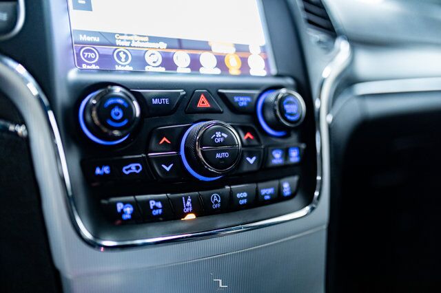 2018 Jeep Grand Cherokee 4x4 Sterling Edition Leather Roof Nav BCam Red Deer AB