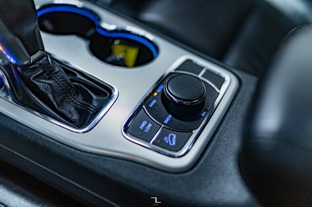 2018 Jeep Grand Cherokee 4x4 Sterling Edition Leather Roof Nav BCam Red Deer AB