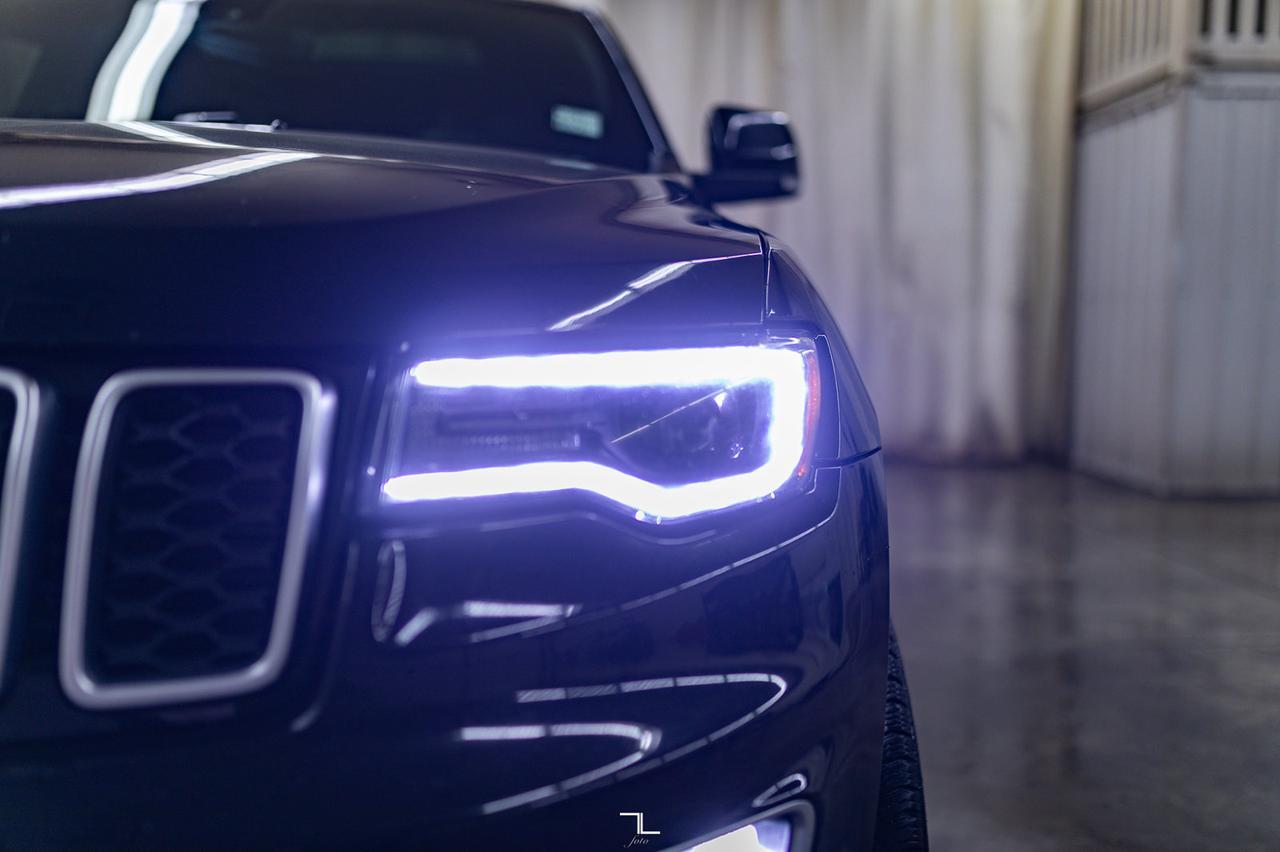 2018 Jeep Grand Cherokee 4x4 Sterlling Edition Leather Roof Nav BCam Red Deer AB