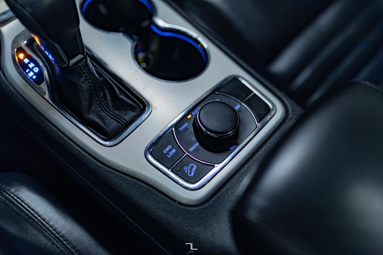 2018 Jeep Grand Cherokee 4x4 Sterlling Edition Leather Roof Nav BCam Red Deer AB