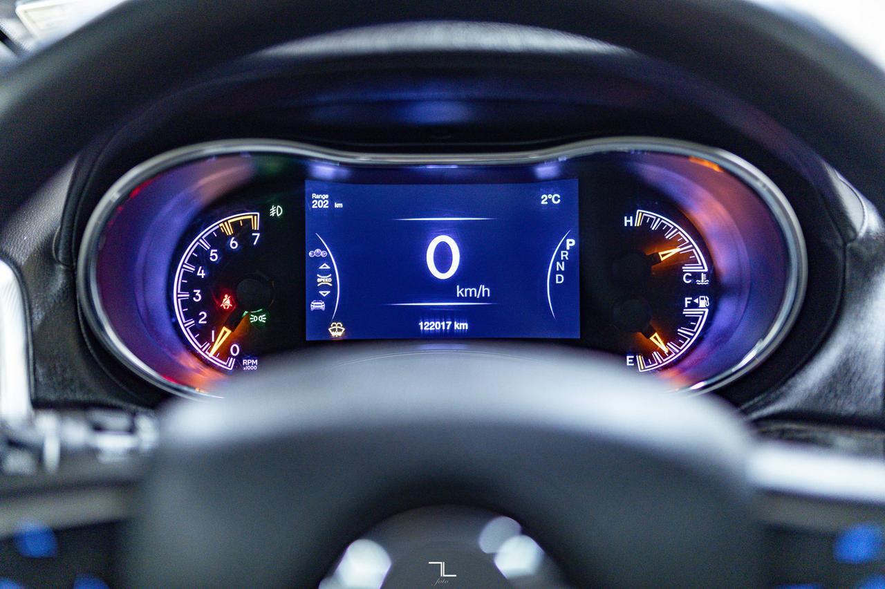 2018 Jeep Grand Cherokee 4x4 Sterlling Edition Leather Roof Nav BCam Red Deer AB