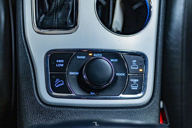 2018 Jeep Grand Cherokee 4x4 Summit Diesel Leather Roof Nav Red Deer AB