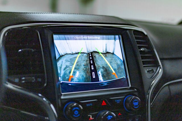 2018 Jeep Grand Cherokee 4x4 Summit Diesel Leather Roof Nav Red Deer AB