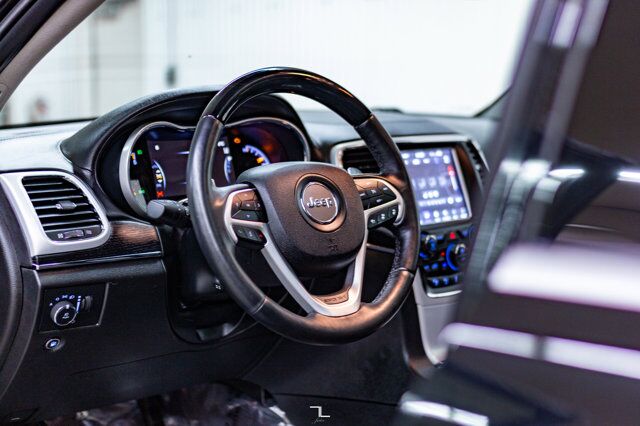 2018 Jeep Grand Cherokee 4x4 Summit Diesel Leather Roof Nav Red Deer AB