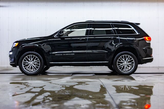 2018 Jeep Grand Cherokee 4x4 Summit Diesel Leather Roof Nav Red Deer AB