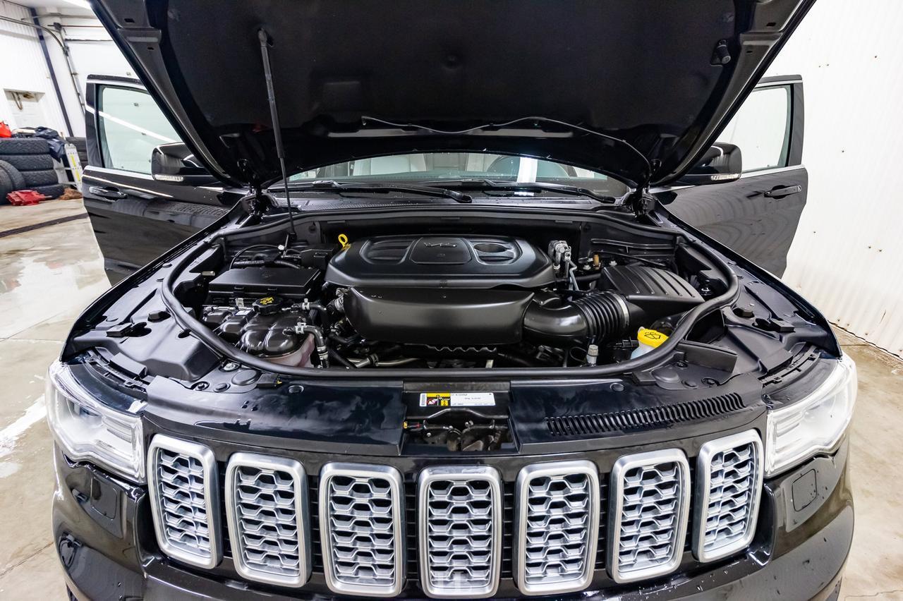 2018 Jeep Grand Cherokee 4x4 Summit Leather Roof Nav BCam Red Deer AB