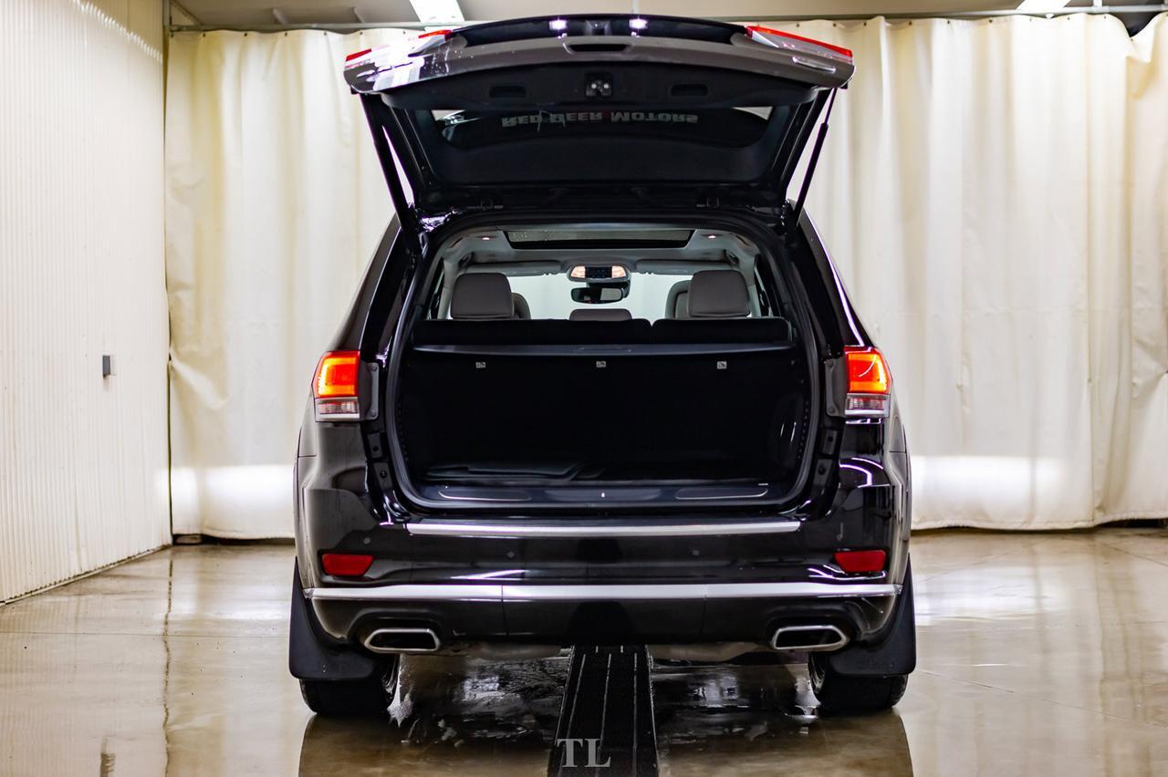 2018 Jeep Grand Cherokee 4x4 Summit Leather Roof Nav BCam Red Deer AB