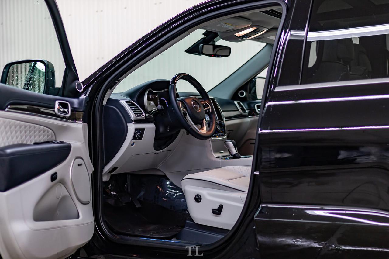 2018 Jeep Grand Cherokee 4x4 Summit Leather Roof Nav BCam Red Deer AB