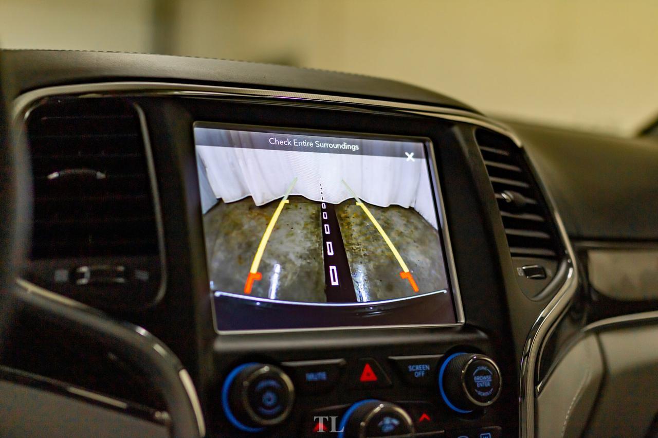 2018 Jeep Grand Cherokee 4x4 Summit Leather Roof Nav BCam Red Deer AB