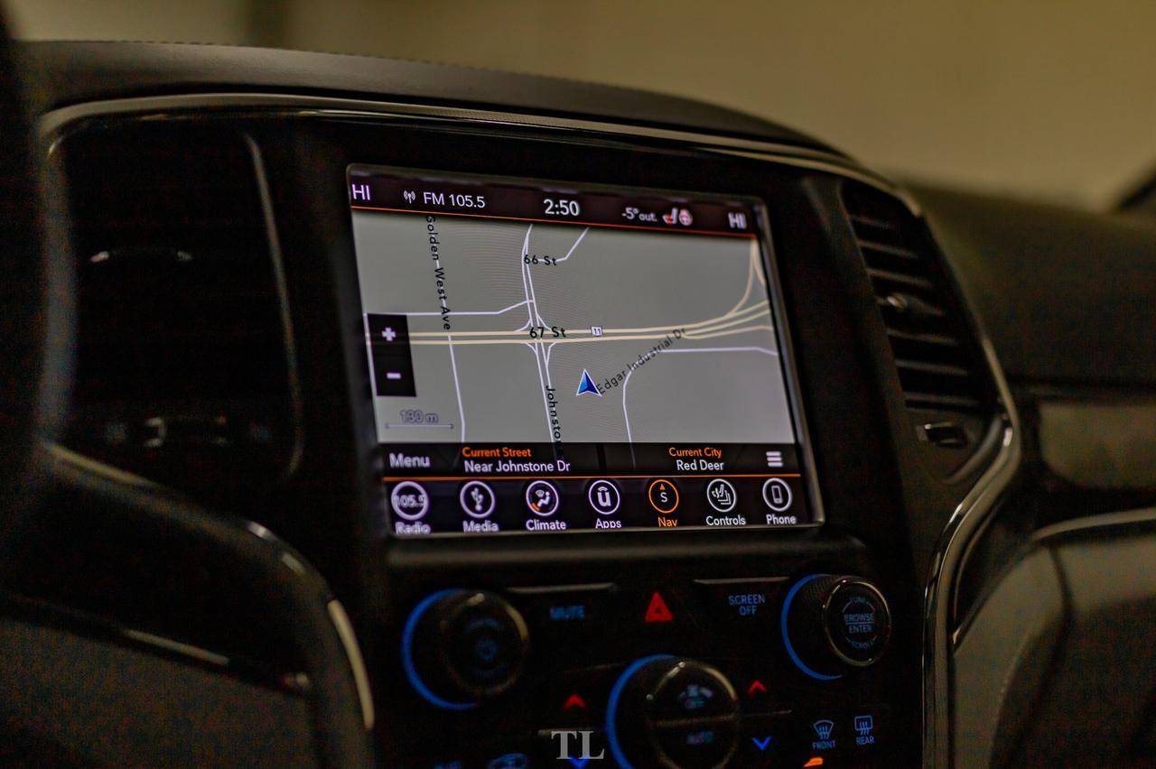 2018 Jeep Grand Cherokee 4x4 Summit Leather Roof Nav BCam Red Deer AB