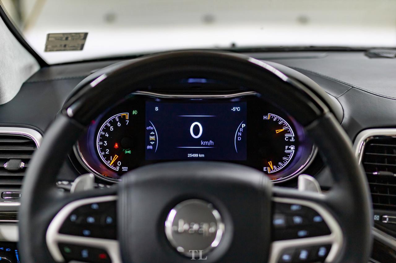 2018 Jeep Grand Cherokee 4x4 Summit Leather Roof Nav BCam Red Deer AB