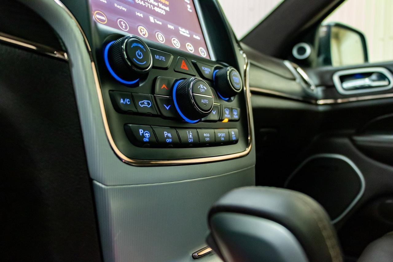 2018 Jeep Grand Cherokee 4x4 Summit Leather Roof Nav BCam Red Deer AB