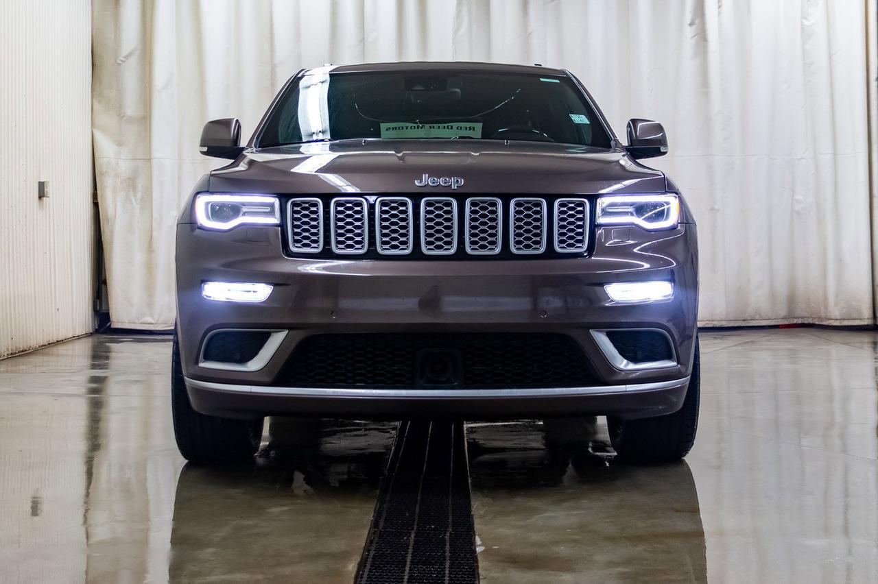 2018 Jeep Grand Cherokee 4x4 Summit Leather Roof Nav BCam Red Deer AB