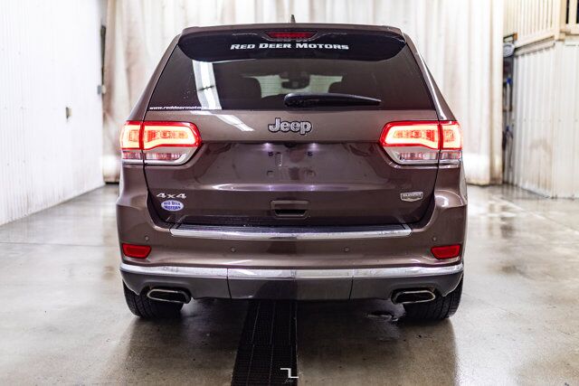 2018 Jeep Grand Cherokee 4x4 Summit Leather Roof Nav BCam TV's Red Deer AB