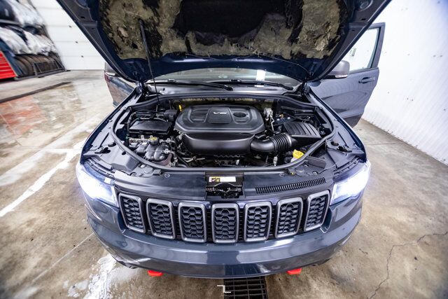 2018 Jeep Grand Cherokee 4x4 Trailhawk Leather Roof Nav Red Deer AB