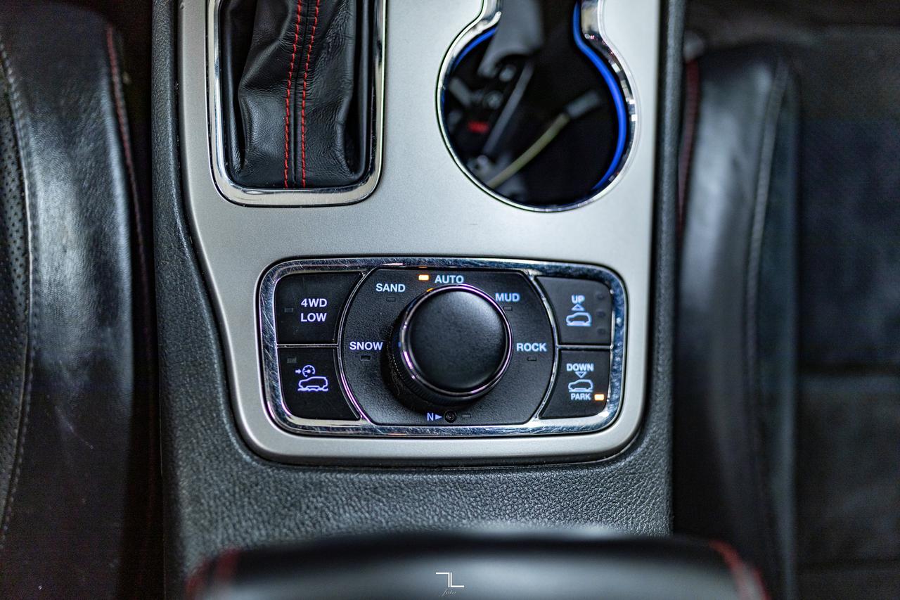 2018 Jeep Grand Cherokee 4x4 Trailhawk Leather Roof Nav Red Deer AB