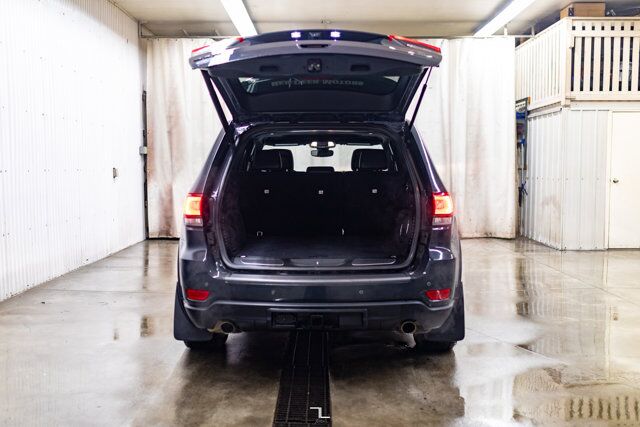 2018 Jeep Grand Cherokee 4x4 Trailhawk Leather Roof Nav Red Deer AB