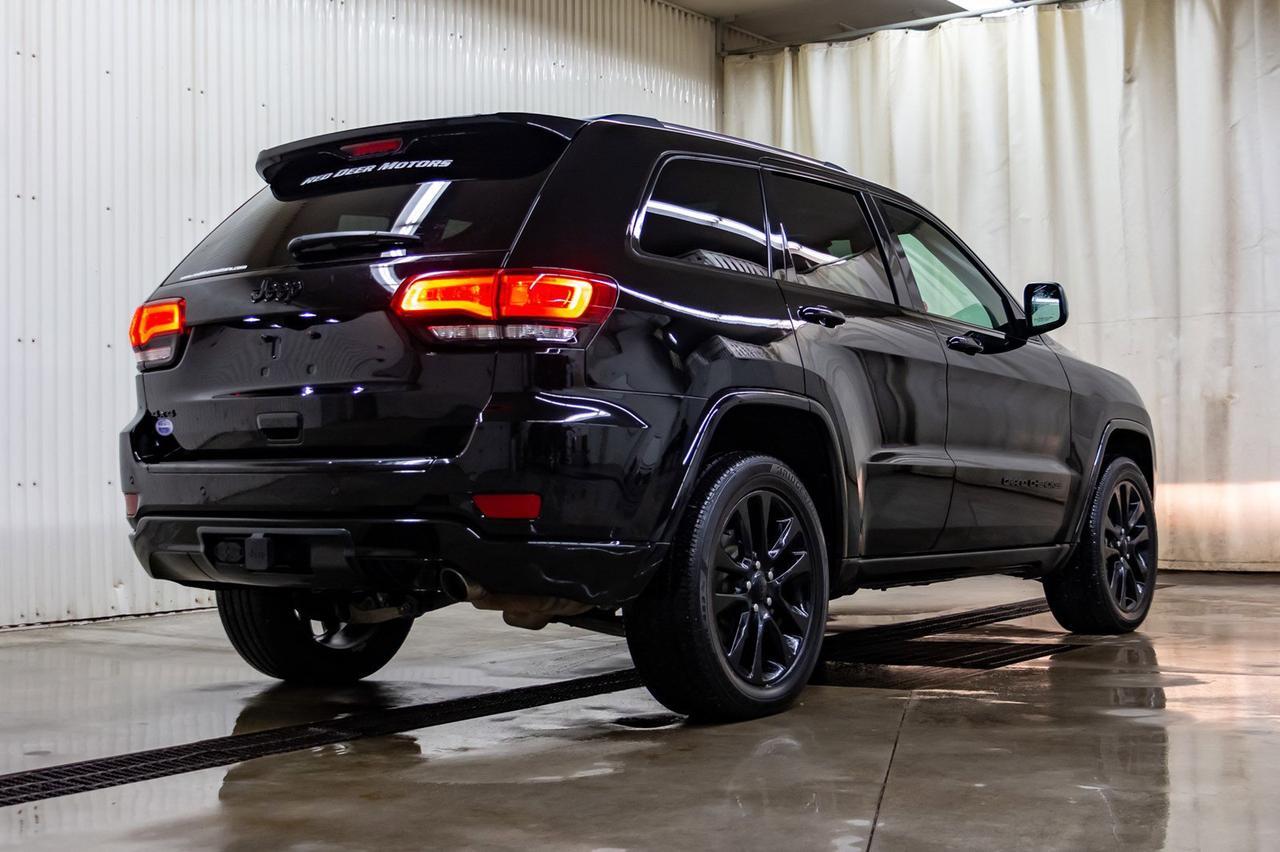 2018 Jeep Grand Cherokee AWD Altitude IV Leather Roof Nav Red Deer AB