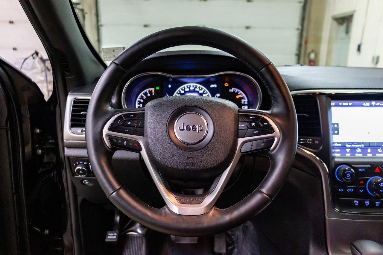 2018 Jeep Grand Cherokee AWD Altitude IV Leather Roof Nav Red Deer AB