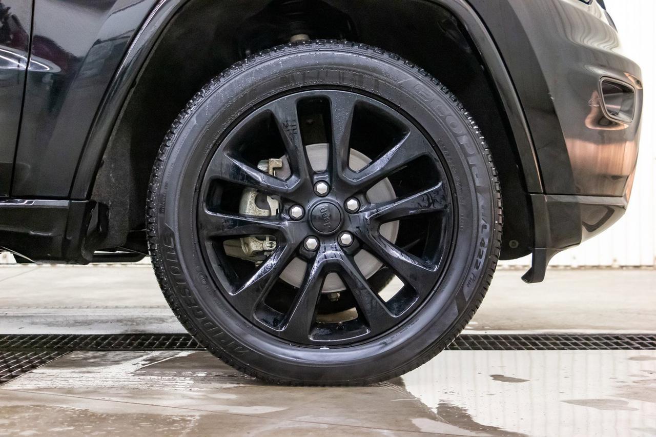 2018 Jeep Grand Cherokee AWD Altitude IV Leather Roof Nav Red Deer AB