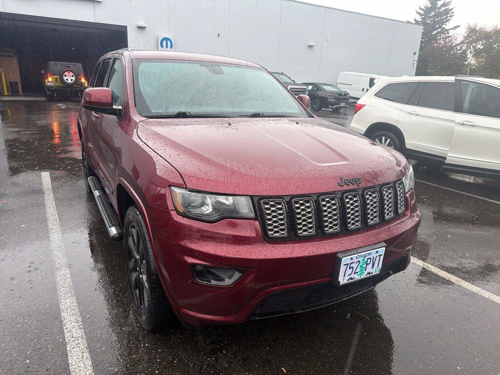 2018 Jeep Grand Cherokee Altitude