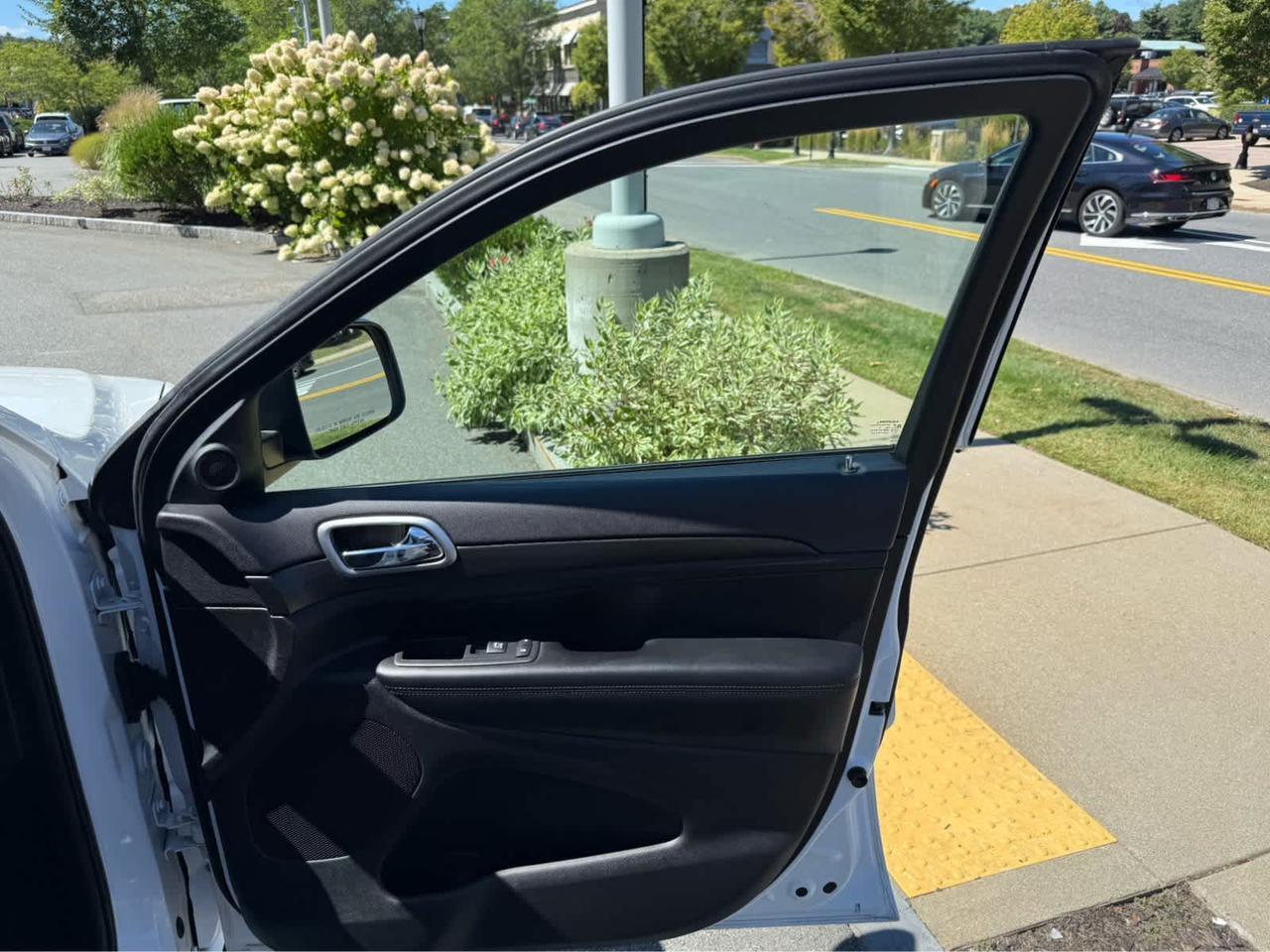 2018 Jeep Grand Cherokee Altitude Wellesley MA
