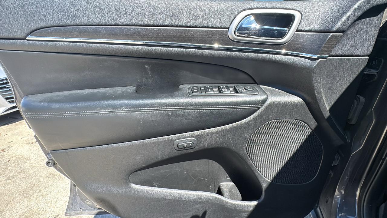 2018 Jeep Grand Cherokee LIMI  Selma TX