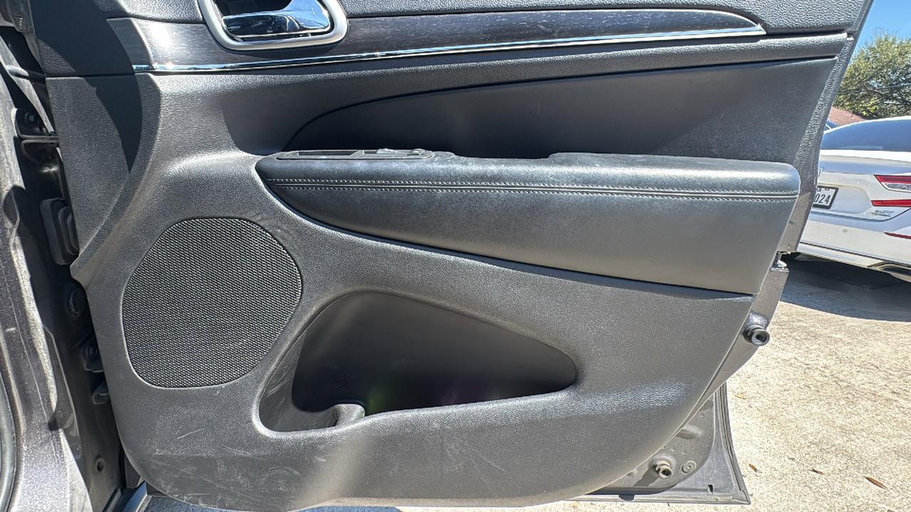 2018 Jeep Grand Cherokee LIMI  Selma TX