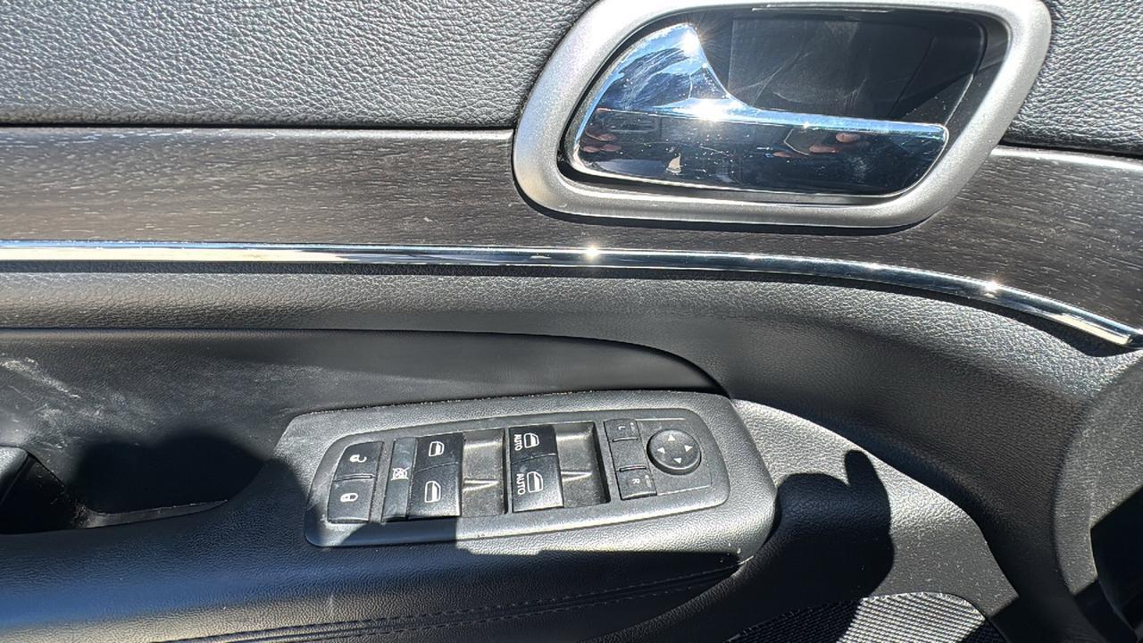 2018 Jeep Grand Cherokee LIMI  Selma TX