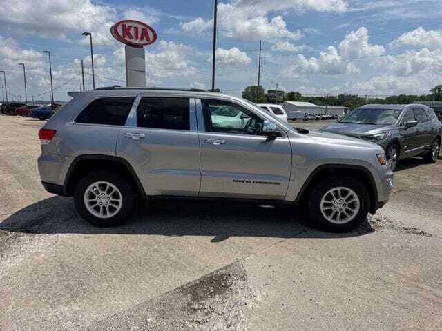 2018 Jeep Grand Cherokee Laredo 4x4