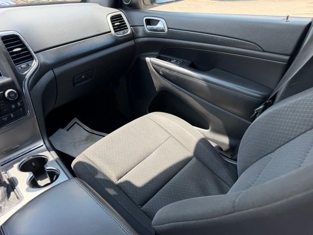 2018 Jeep Grand Cherokee Laredo 4x4 Cape Girardeau MO