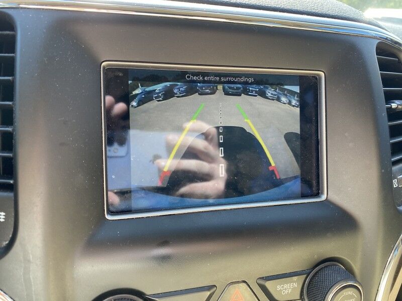 2018 Jeep Grand Cherokee Laredo E Bristol  PA