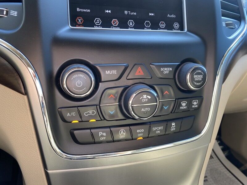 2018 Jeep Grand Cherokee Laredo E Bristol  PA