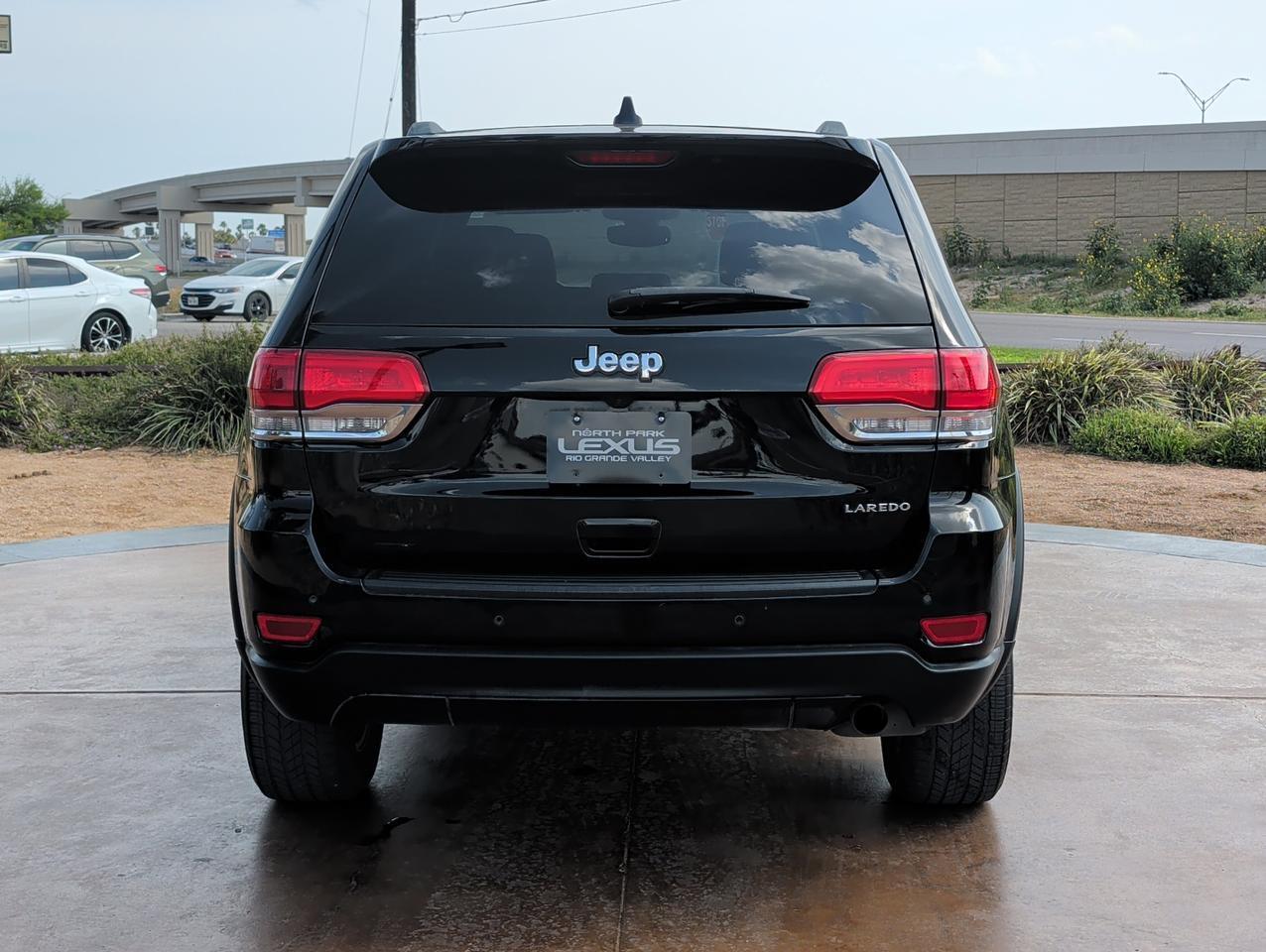 2018 Jeep Grand Cherokee Laredo E