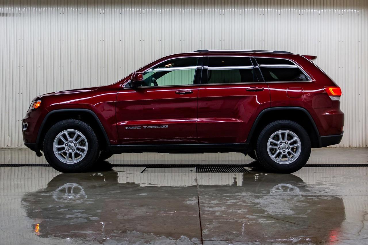 2018 Jeep Grand Cherokee Laredo Red Deer AB