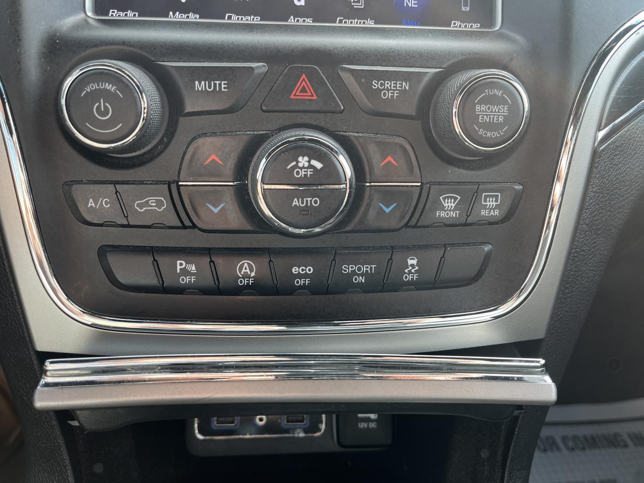 2018 Jeep Grand Cherokee Limited 4WD 3.6L TrailerTowIVGroup w/Nav HtdMemLeather HtdSteeringWheel Saukville WI