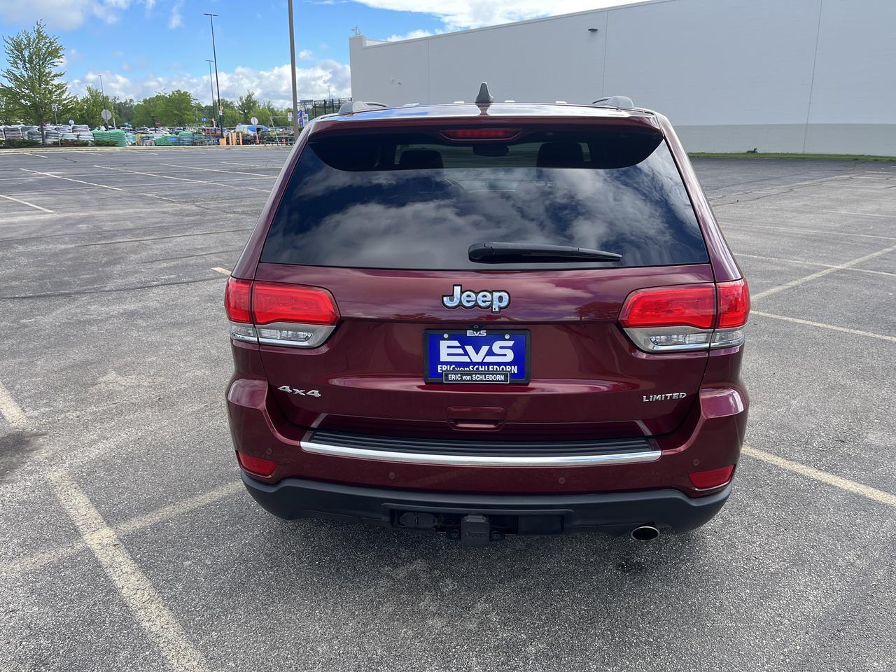 2018 Jeep Grand Cherokee Limited 4WD 3.6L TrailerTowIVGroup w/Nav HtdMemLeather HtdSteeringWheel Saukville WI