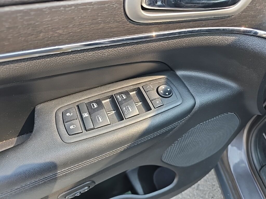 2018 Jeep Grand Cherokee Limited 4WD Fond du Lac WI